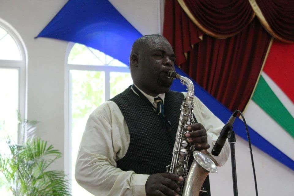Jonathan Kellman playing saxophone